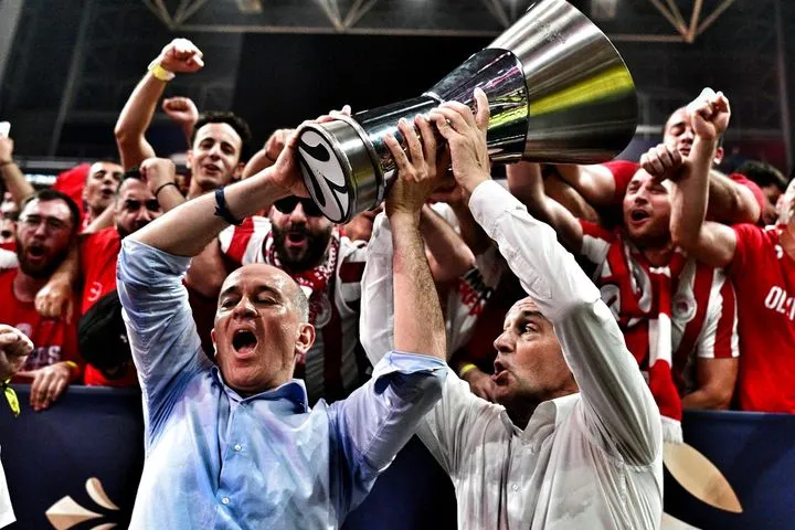 Μπαφές για Αγγελόπουλους μετά το 1-0 του Παναθηναϊκού στους περσινούς τελικούς: "Η ομιλία τους ήταν παράδειγμα για το πώς πρέπει να μιλάνε οι παράγοντες στους παίκτες"