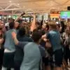 Άρσεναλ: Οι τρελοί πανηγυρισμοί των παικτών των κανονιέρηδων, τη στιγμή της κατάκτησης του πρωταθλήματος
