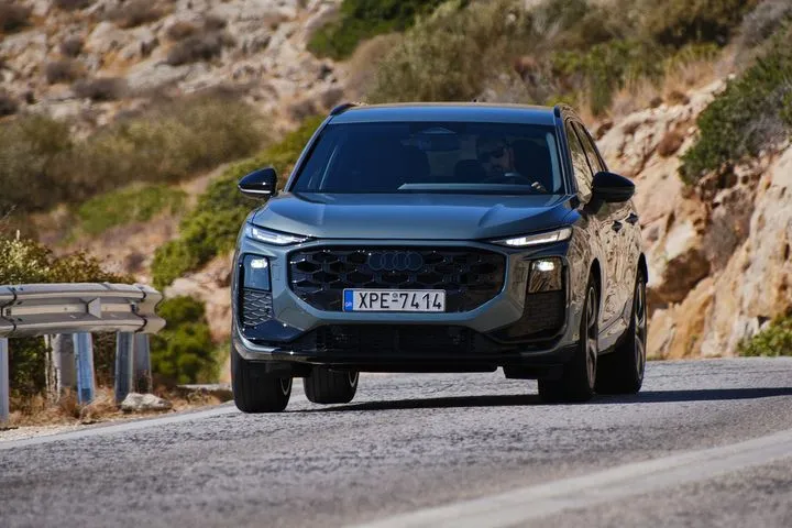 Τώρα το νέο Audi Q3 διαθέσιμο με προνομιακό επιτόκιο, ακόμα πιο πλούσιο εξοπλισμό και εγγύηση έως10 χρόνια