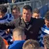 Η τελευταία ομίλια του Χριστοφιλέα στους παίκτες και τον κόσμο της Ελλάς Σύρου: “Είστε μάγκες, σας αξίζουν τα πάντα”