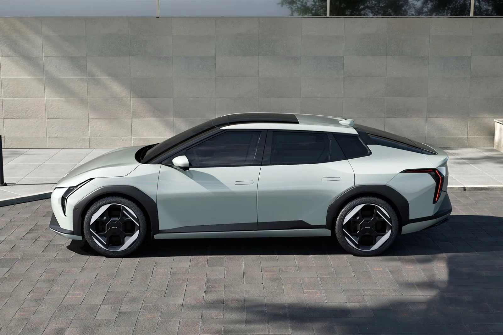 Red Dot 2026: Νέες διακρίσεις για τα Kia EV4 και PV5