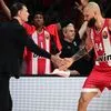 Ο Φουρνιέ στο SPORT24 για τη σχέση του με Μπαρτζώκα: “Είναι εξαιρετικός αρχηγός, νοιάζεται για τους παίκτες του, λατρεύω να παίζω το μπάσκετ του”