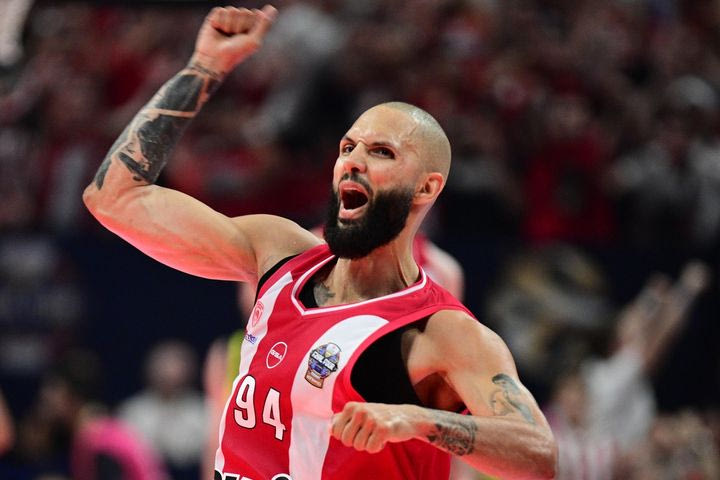EuroLeague Final Four 2026, Ολυμπιακός: Έξαλλοι πανηγυρισμοί του Φουρνιέ