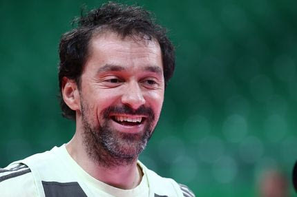 Ο Σέρχιο Γιουλ στο SPORT24: “Ο Ολυμπιακός είναι πιθανώς η καλύτερη ομάδα σε όλη τη σεζόν, θα παλέψουμε μέχρι το τέλος”