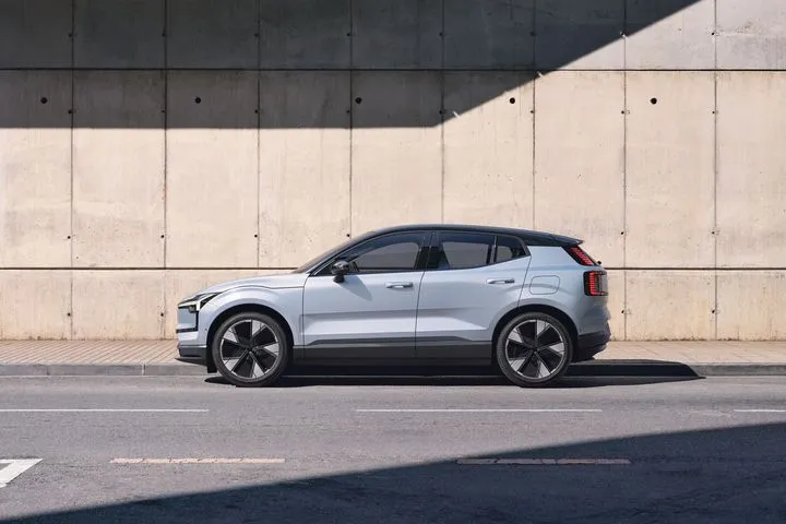 Η αγορά ενός Volvo γίνεται πλέον με άτοκο διακανονισμό για 4 χρόνια- Το ΕΧ30 από 260 ευρώ το μήνα