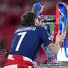 Champions League: Ο Κβαρατσχέλια καλύτερος παίκτης, ο Γκιουλέρ αποκάλυψη της σεζόν, αυτή είναι η κορυφαία ενδεκάδα