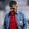 Λάζαρος για το τι πρέπει να γίνει με τον Μεντιλίμπαρ: “Ο Ολυμπιακός είναι σε σοκ”