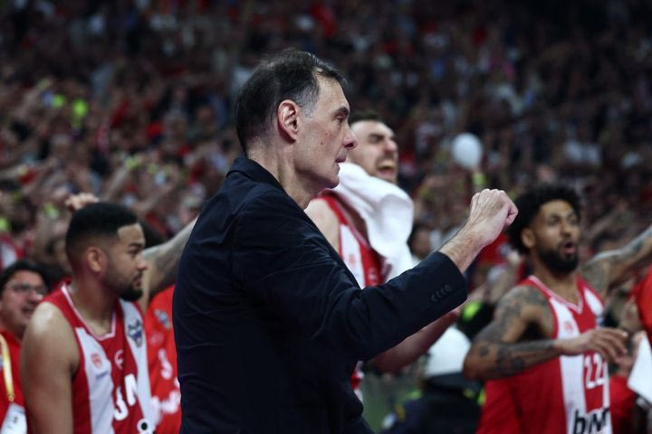 Ολυμπιακός – Ρεάλ, Final Four: Ο έξαλλος πανηγυρισμός του Μπαρτζώκα στο τελευταίο ριμπάουντ του Πίτερς