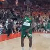 Το VIDEO με την άσεμνη κίνηση στους πανηγυρισμούς του Ναν μετά το buzzer beater του Χέιζ-Ντέιβις