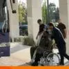 EuroLeague Final Four: Με καροτσάκι και ειδική μπότα ο Γκαρούμπα στην αναχώρηση της αποστολής της Ρεάλ