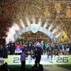 Η στιγμή που οι αρχηγοί της ΑΕΚ σήκωσαν στον ουρανό της Allwyn Arena το 14ο πρωτάθλημα της Ένωσης