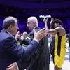 ΑΕΚ: Η αγκαλιά του Μάκη Αγγελόπουλου στον Ντράγκαν Σάκοτα και οι πανηγυρισμοί των παικτών της μετά την πρόκριση στον τελικό