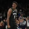 NBA: Ο Έντουαρντς κράτησε όρθιους τους Τίμπεργουλβς και έφερε τη σειρά στα ίσα μετά την αποβολή του Γουεμπανιαμά