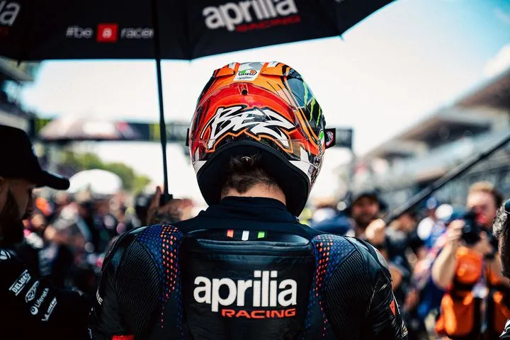 Τα τελικά αποτελέσματα και η βαθμολογία του MotoGP μετά τη νίκη του Ντι Τζιαναντόνιο και τις 5 ποινές στη Βαρκελώνη