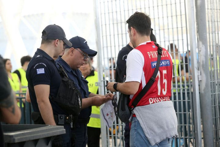 EuroLeague Final Four 2026: Ισχυρή αστυνομική παρουσία στους προελέγχους του ΟΑΚΑ