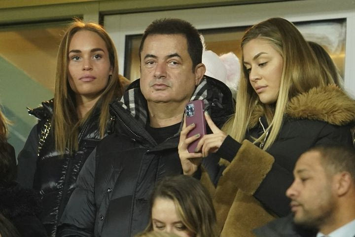 Ατζούν για τις φήμες περί επένδυσης στην Μάριμπορ: "Γνωρίζω τον κύριο Μαρινάκη αλλά δεν έχουμε πει ούτε λέξη για τον σύλλογο"
