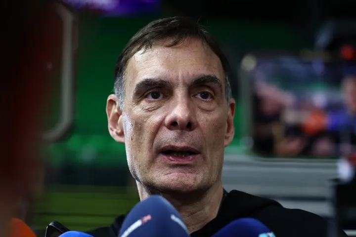 Μπαρτζώκας: "Θα βασιστούμε σε αυτό που μας έχει φέρει εδώ, δεν υπάρχει στο μυαλό μας η συζήτηση του φαβορί"