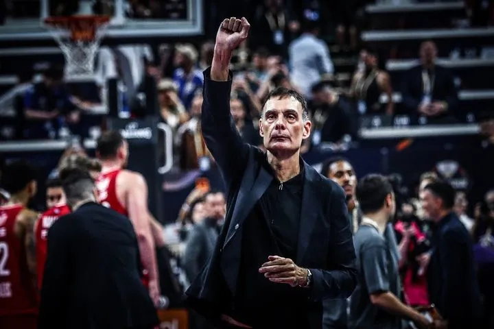 EuroLeague Final Four 2026: O Κρόιφ, οι Ινδιάνοι και η εργατική τάξη του Μπαρτζώκα