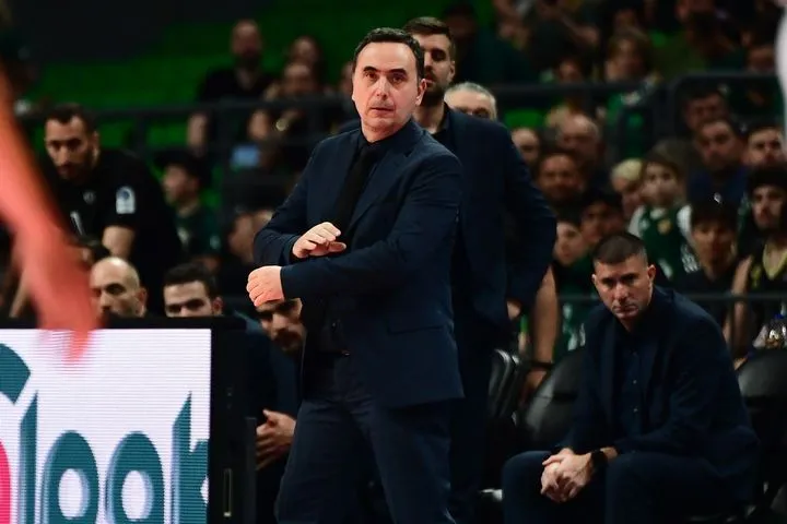 Μπούτσκος: “Να παίξουμε και στο 2ο παιχνίδι χωρίς φόβο και αν το αξίζουμε να φέρουμε ξανά τη σειρά στην Αθήνα”