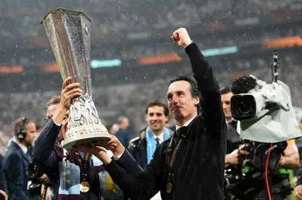 Βασιλιάς του Europa League ο Ουνάι Έμερι, έφτασε τα πέντε τρόπαια στην προπονητική καριέρα του