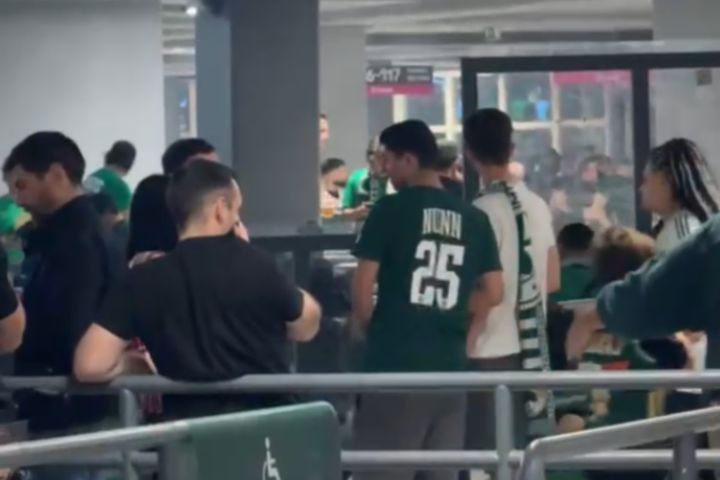 Χρήση δακρυγόνων εκτός ΟΑΚΑ, δυσφορία για οπαδούς του Παναθηναϊκού