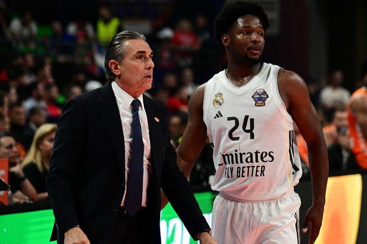 EuroLeague Final Four 2026: Το VIDEO που ο Φελίς ζητά εσπευσμένα αλλαγή από τον Σκαριόλο