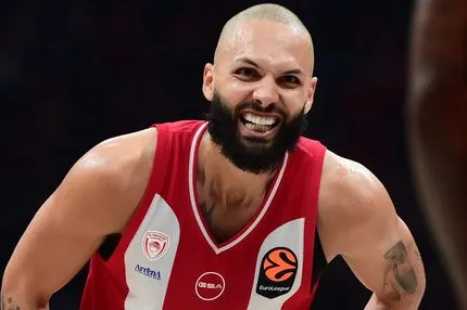 Οι αποδόσεις Ολυμπιακού και Ρεάλ πριν το τζάμπολ του τελικού