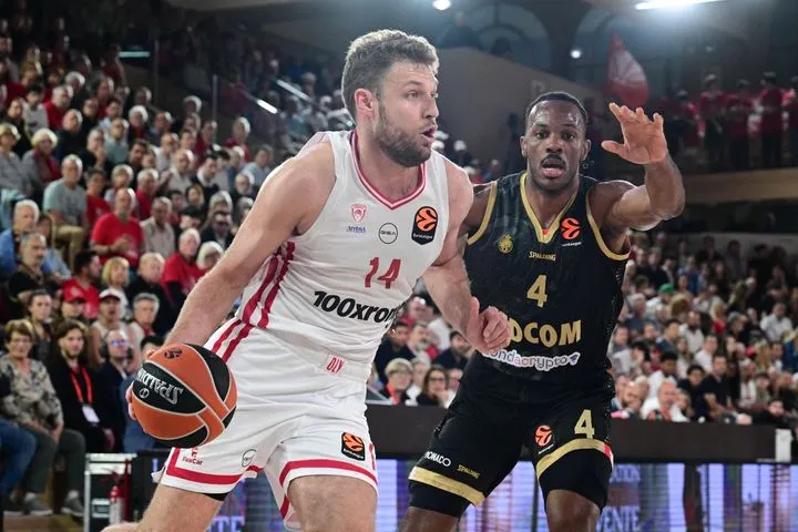 Τα highlights του Game 3: Ο Ολυμπιακός “σκούπισε” τη Μονακό και προκρίθηκε στο Final Four της Αθήνας