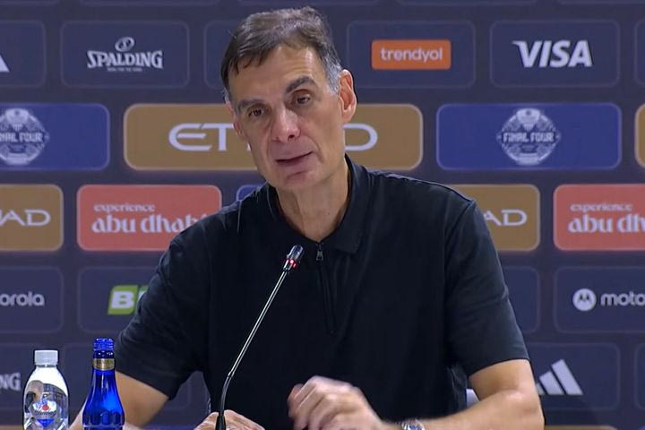 Μπαρτζώκας: “Αφιερώνω την κούπα σ’ έναν αγαπημένο άνθρωπό μας, την Κανέλλα, ένα σημαντικό μέλος του συλλόγου”
