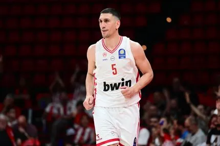 Λαρεντζάκης: "Είμαστε 100% έτοιμοι για το Final Four και το ματς με τη Φενέρ"