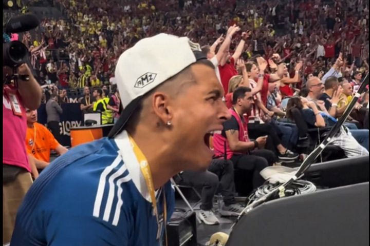 EuroLeague Final Four: Τρελάθηκε ο streamer Μάρλον με το τρίποντο του Φουρνιέ
