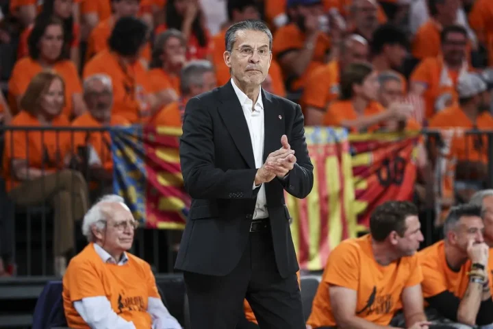 Πέδρο Μαρτίνεθ για το μέλλον του Μοντέρο: “Δεν ξέρω τι θα συμβεί, θα ήθελα να συνεχίσω να τον προπονώ”