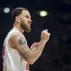 Ο Μάικ Τζέιμς απειλεί να μην κατέβει στο Game 2 της Μονακό με την Μπουργκ