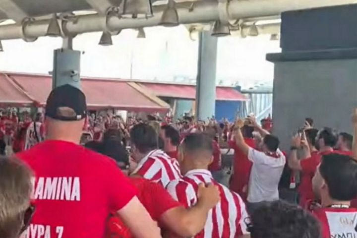 Final Four 2026: Χαμός στο Καραϊσκάκης από τον κόσμο του Ολυμπιακού, πριν την αναχώρηση για το T-Center