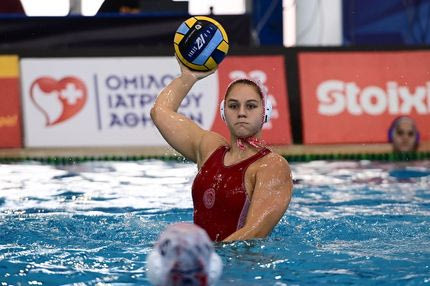 Ο Ολυμπιακός νίκησε τον Εθνικό και έκανε το πρώτο βήμα για την πρόκριση στους τελικούς της Waterpolo League γυναικών