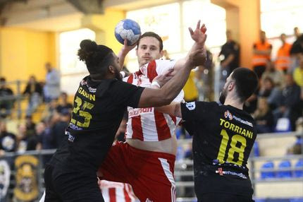 Πού θα δείτε τον τρίτο τελικό της Handball Premier μεταξύ του Ολυμπιακού και της ΑΕΚ