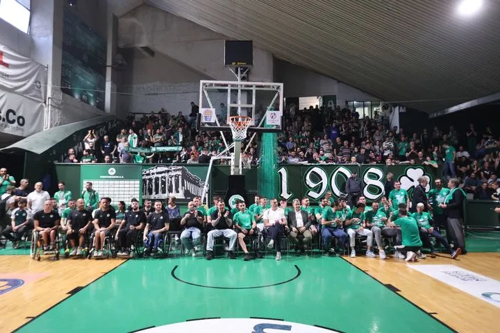 Παναθηναϊκός: Τα VIDEOS του SPORT24 από τη μεγαλειώδη φιέστα των πράσινων για την κατάκτηση της Novibet Volley League