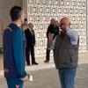 Βαλένθια: Κολακευμένος και έκπληκτος ο Πέδρο Μαρτίνεθ, που fan έξω από το ξενοδοχείο του ζήτησε να τον βγάλει φωτογραφία