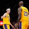 NBA: Οι Λέικερς με μπροστάρη τον ΛεΜπρόν καθάρισαν τους Ρόκετς κι έφυγαν για τα ημιτελικά της Δύσης