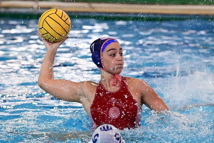 Εθνικός – Ολυμπιακός 9-20: Οι ερυθρόλευκες ζευγάρωσαν τις νίκες τους και πήραν το εισιτήριο για τους τελικούς της Waterpolo League