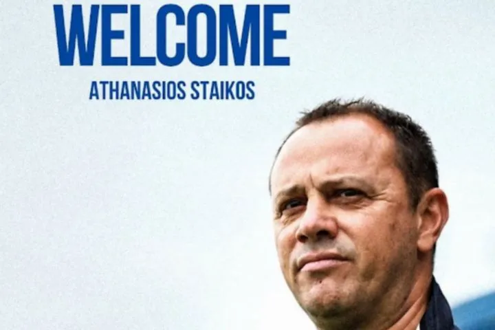 O Θανάσης Στάικος επίσημα στον πάγκο της Ελλάς Σύρου