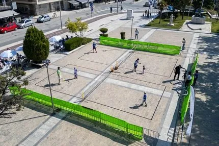 Η Αλεξανδρούπολη καλοσώρισε το πρώτο street tennis, μια μεγάλη γιορτή αθλητισμού δίπλα στον Φάρο
