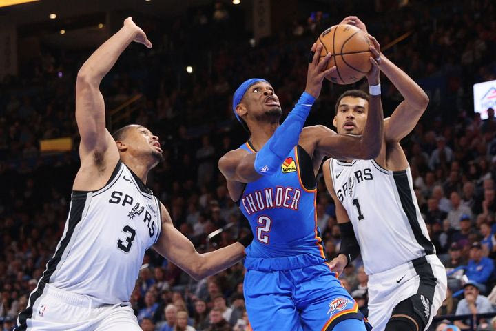 NBA: Το συναπάντημα Θάντερ – Σπερς στους τελικούς της Δύσης φέρνει ρεκόρ από την εποχή του Τζόρνταν