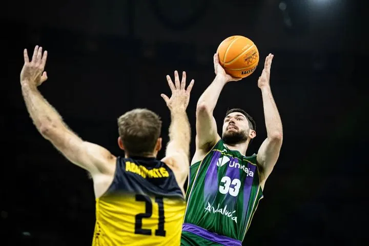 Μάλαγα – Τενερίφη 85-80: Η ομάδα του Ναβάρο πήρε τον ισπανικό εμφύλιο και κατέλαβε την τρίτη θέση του BCL