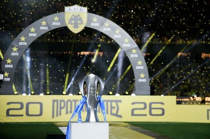 Το VIDEO της Super League με τη μεταφορά του τροπαίου στην Allwyn Arena και την απονομή στην Ένωση