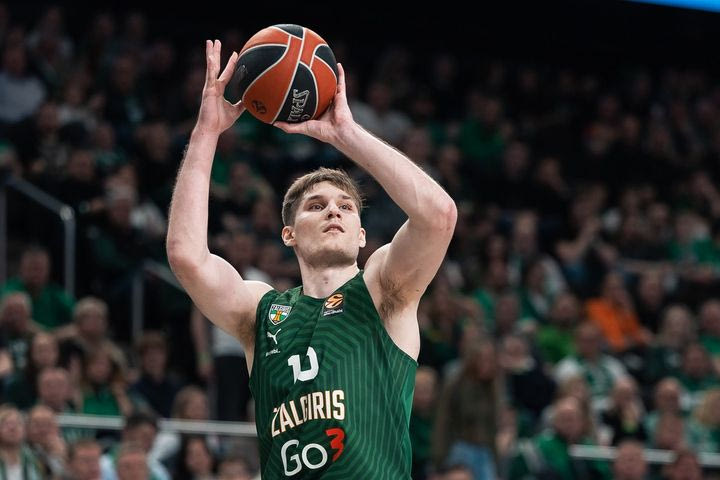 Ζάλγκιρις – Φενέρμπαχτσε 81-78: Μαγική εμφάνιση από τον Τουμπέλις και οι Λιθουανοί μείωσαν σε 2-1