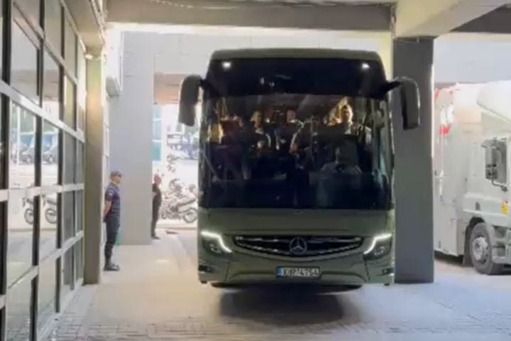 Η άφιξη της Βαλένθια στο Telekom Center Athens για το Game 3 με τον Παναθηναϊκό AKTOR