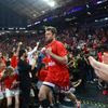 EuroLeague Final Four 2026: Σεισμός στο T-Center στην είσοδο του Ολυμπιακού
