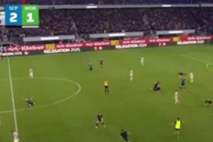 Bundesliga: Η Βόλφσμπουργκ του Κουλιεράκη ηττήθηκε 2-1 από την Πάντερμπορν και υποβιβάστηκε στη Bundesliga 2