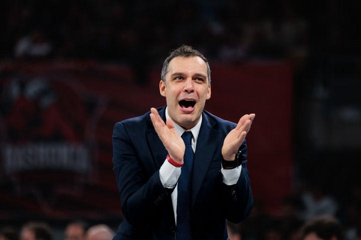 Μπασκόνια: Συνεχίζουν με Γκαλμπιάτι οι Βάσκοι